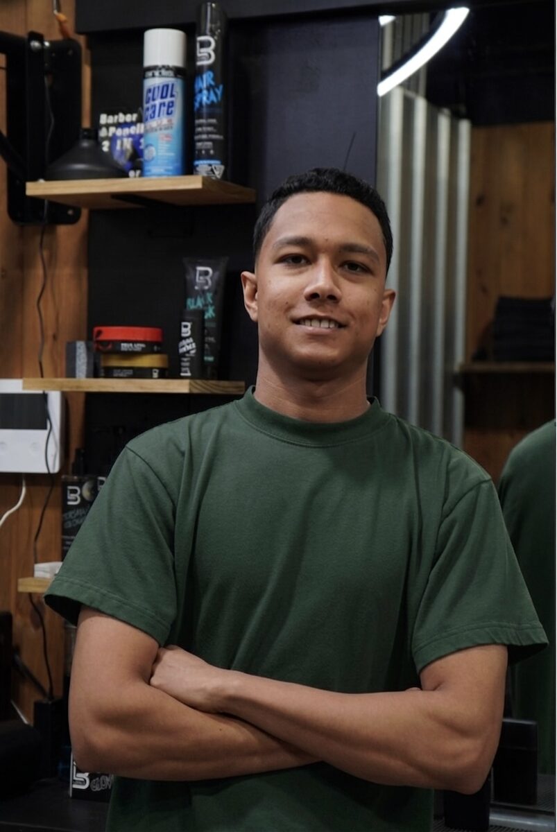 Alejandro Barber at Capitano Barbershop